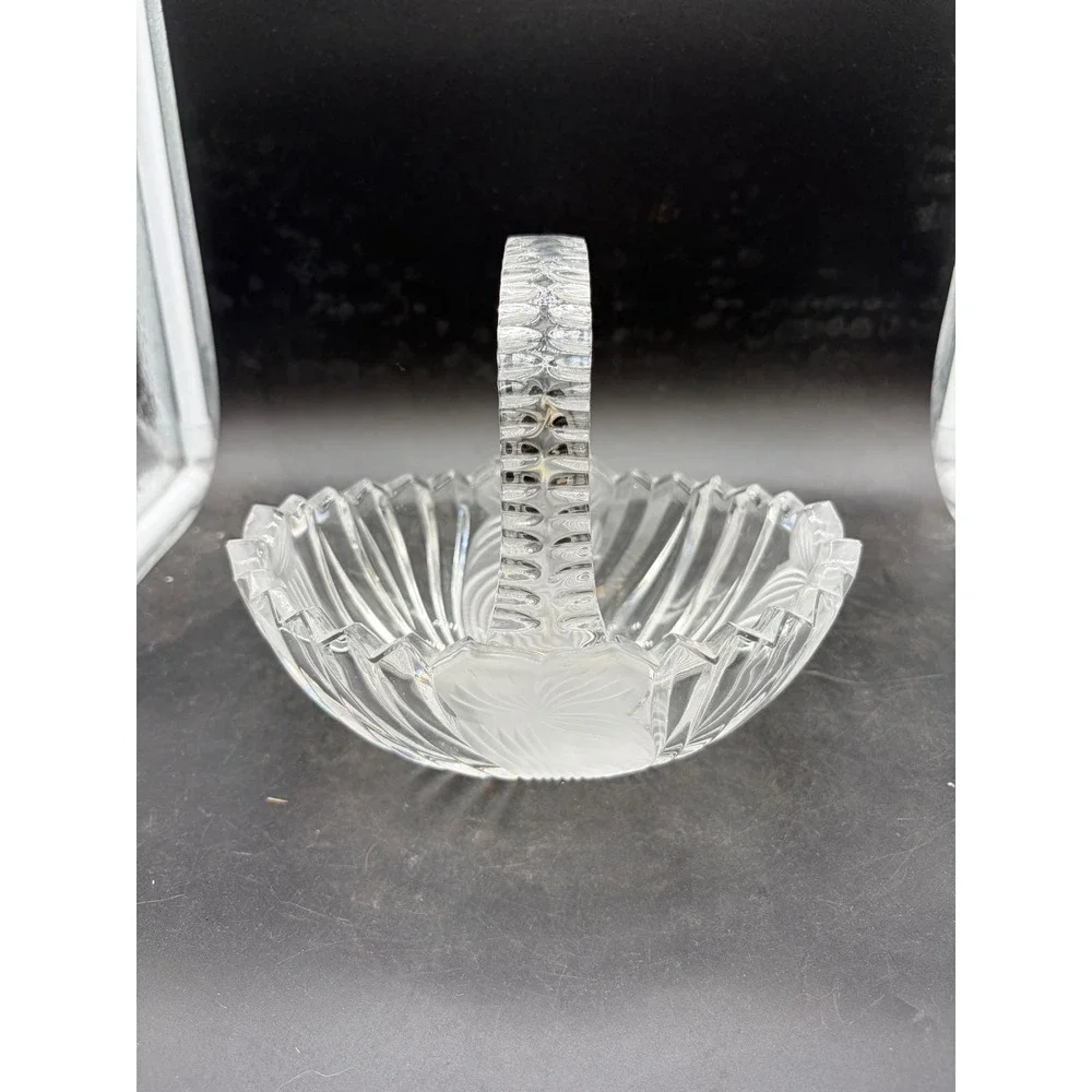 Vintage Frosted and Clear Crystal Glass‎ Basket Ribbed Scalloped Bowl As-Is